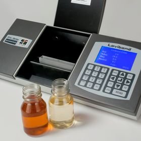 Automatické elektronické kolorimetry PFXi 950, 995, 880