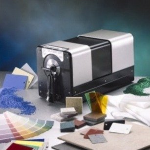 RT 650-850i, reflexní stolní kolorimetry